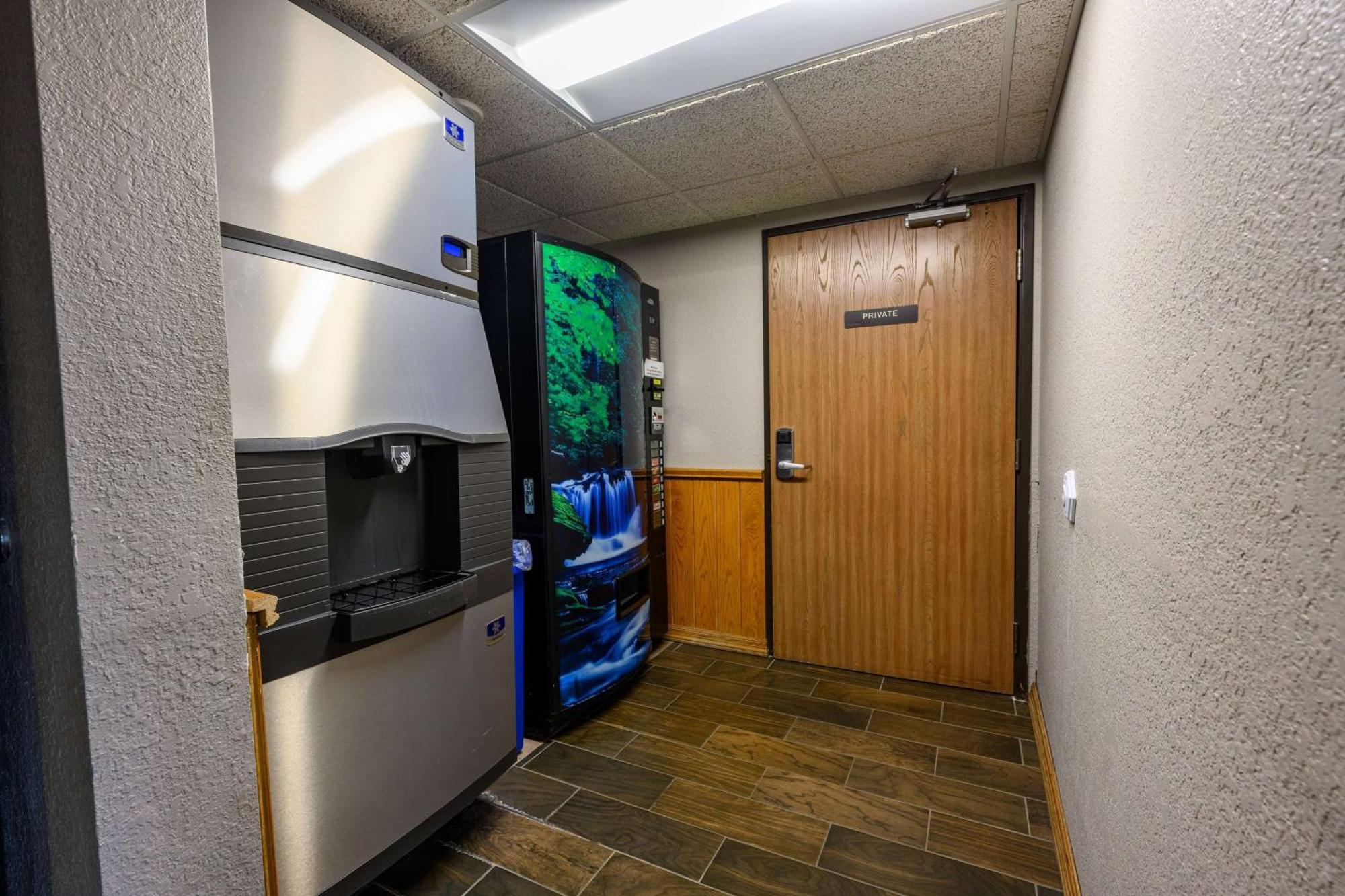 Americinn By Wyndham Hotel 3*